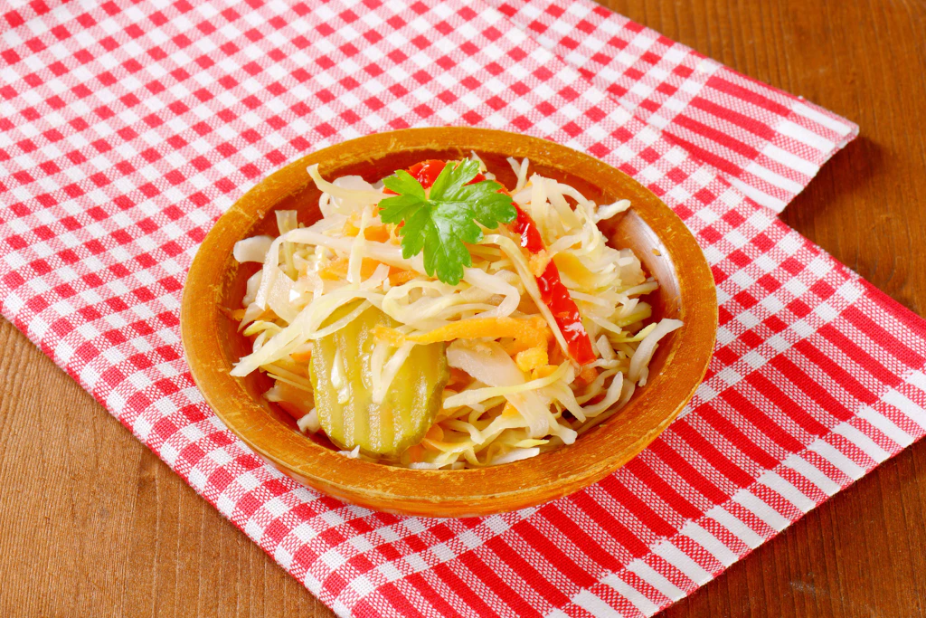 DDR-Rohkost-Salat – mit diesem Rezept schmeckt er wie früher