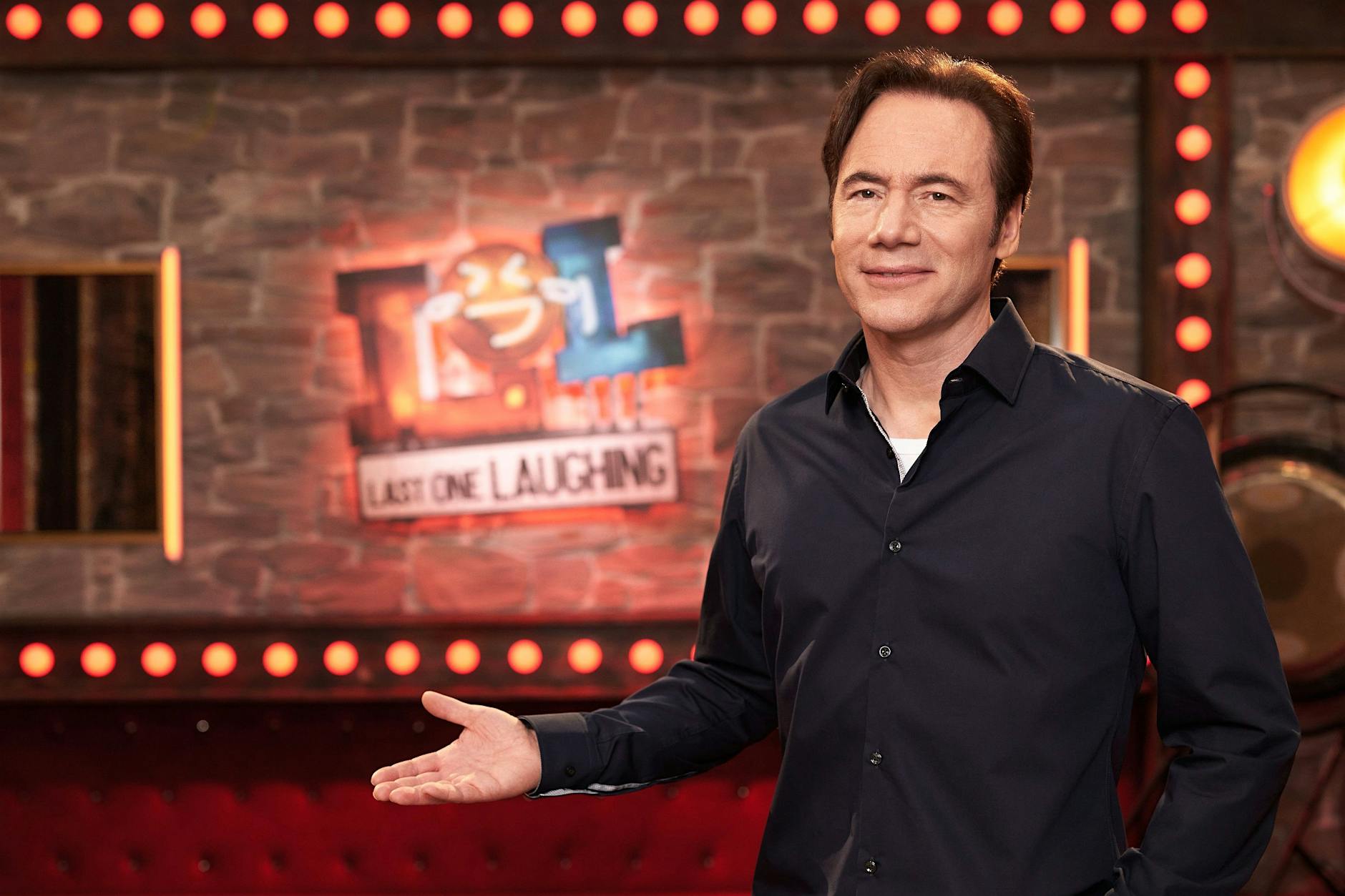 Das Quiz zu „LOL – Last One Laughing“: Wie gut kennen SIE Bullys Comedy-Show?