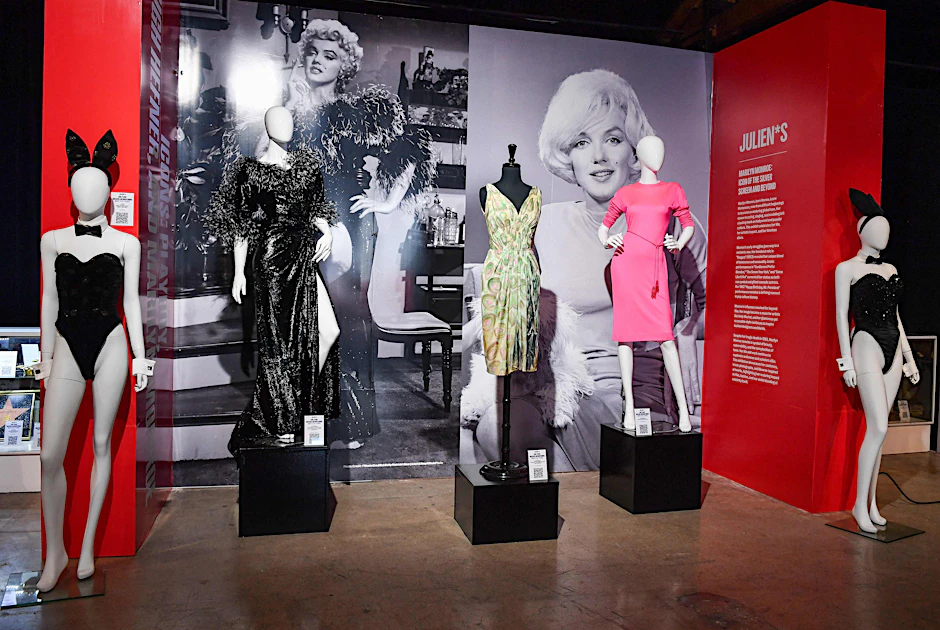 Ein rosa Seidenkleid des italienischen Modeschöpfers Emilio Pucci, das Marilyn Monroe getragen hat, kam in Los Angeles unter den Hammer.&nbsp;