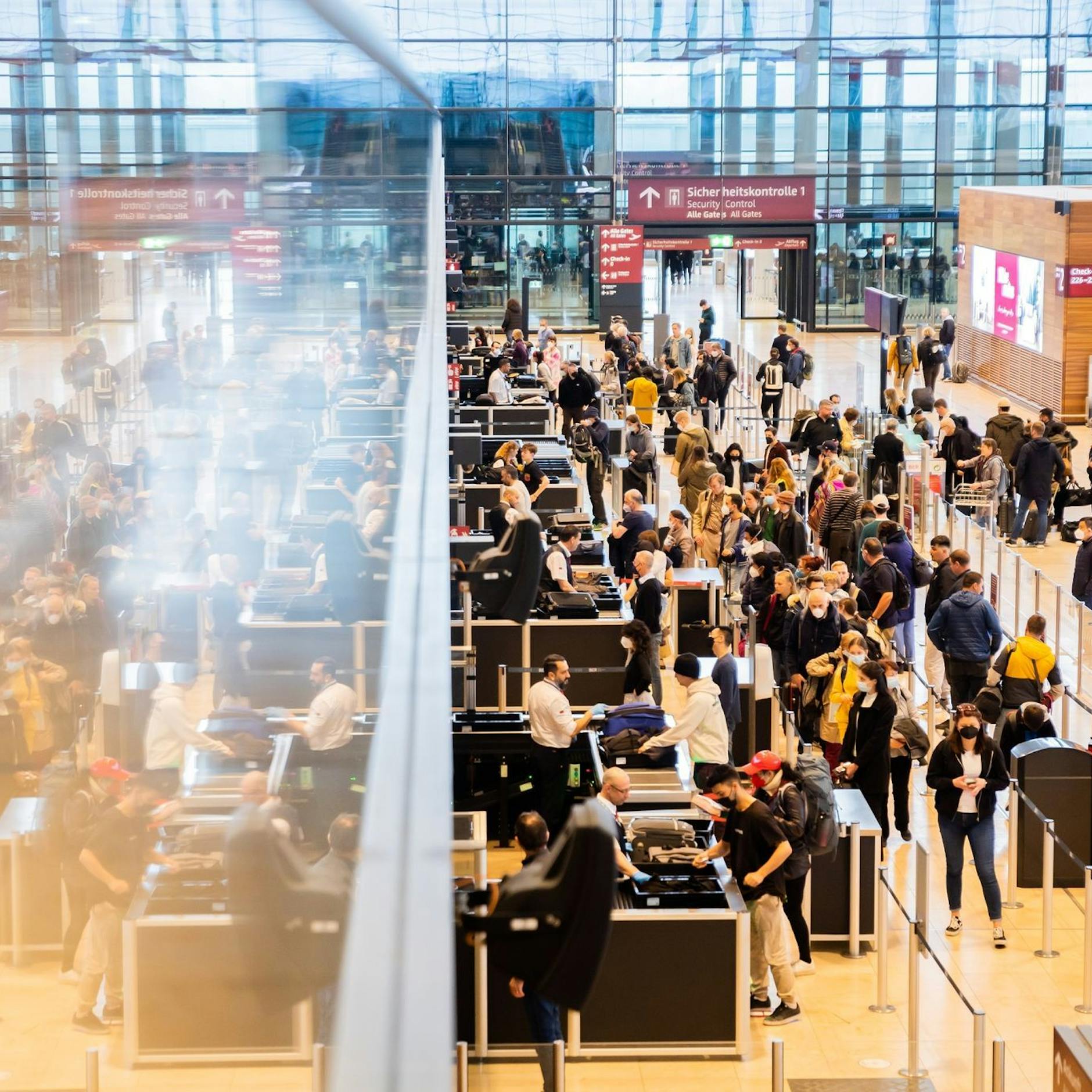 Image - Volle Züge und Staus: Starker Verkehr in Berlin erwartet