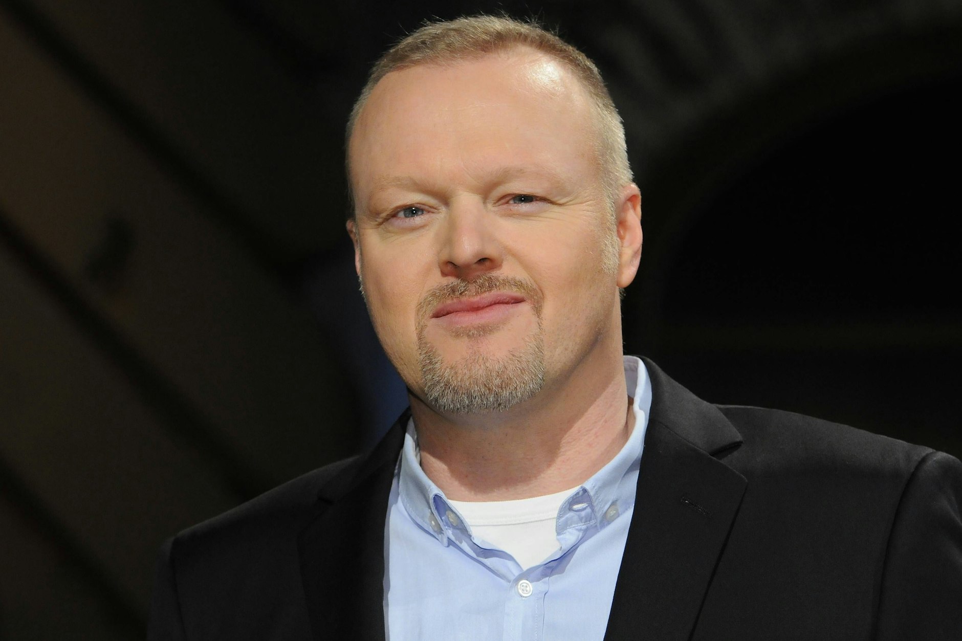 In mehreren Videos kündigte Stefan Raab ein Comeback an. Aber: Was bedeutet das mysteriöse Kürzel „NWSDWH“?