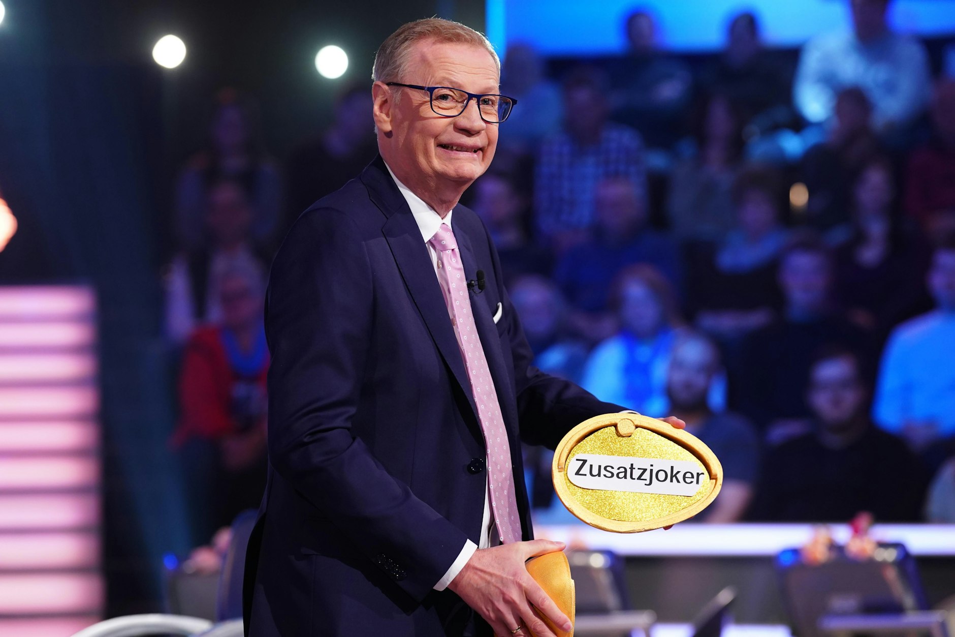 Beim großen Oster-Spezial von „Wer wird Millionär?“ überraschte Günther Jauch seine Kandidatinnen und Kandidaten mit Zusatz-Jokern.