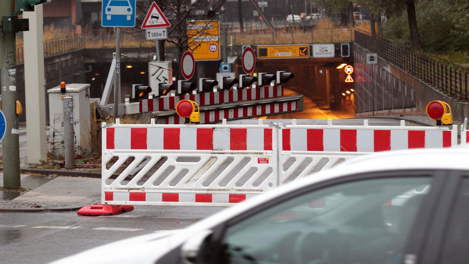 Auch am Tiergartentunnel muss mal wieder gebaut werden - deshalb gibt es nächtliche Sperrungen.