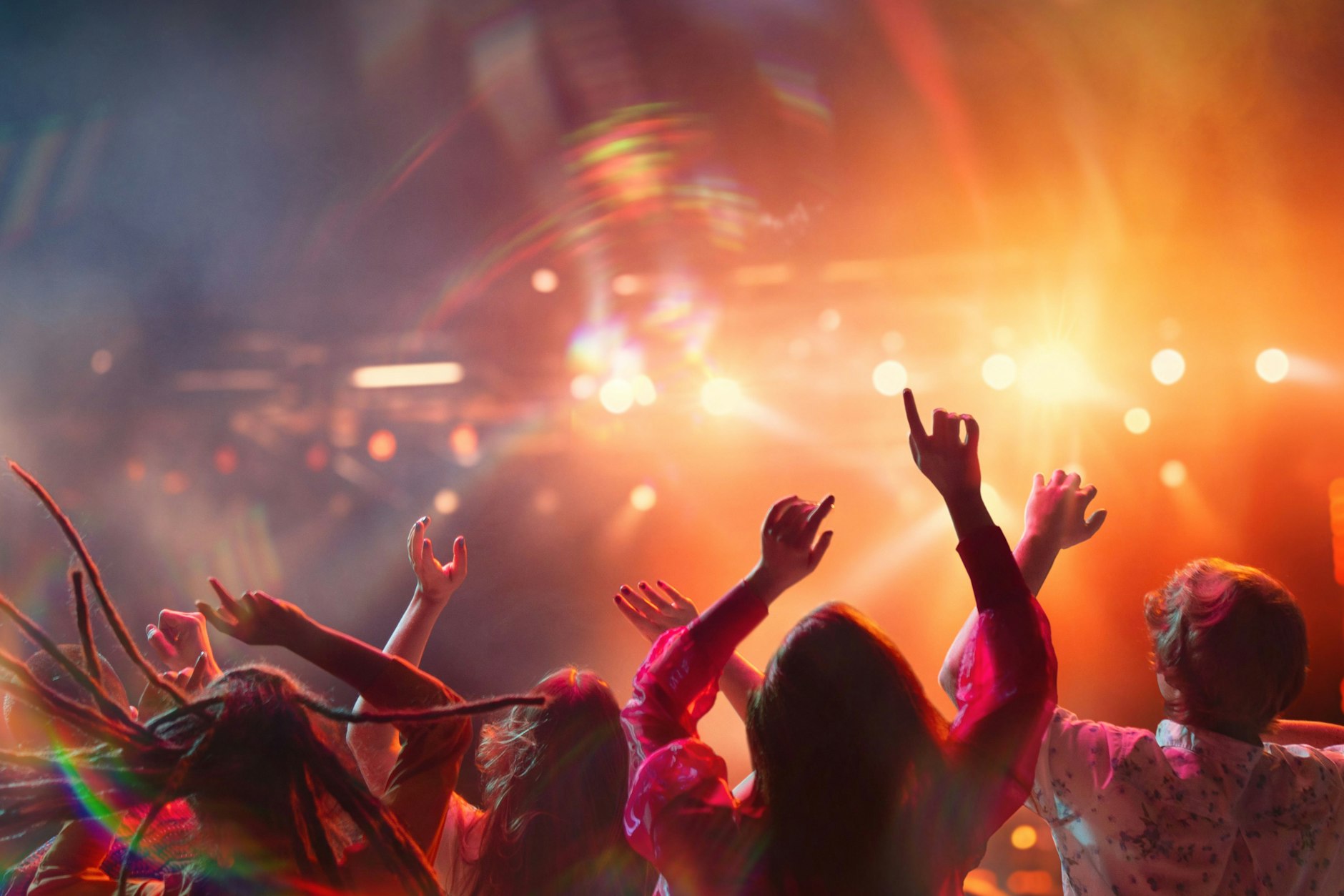 Es wird heiß: Die Partyszene nimmt wieder Fahrt auf.