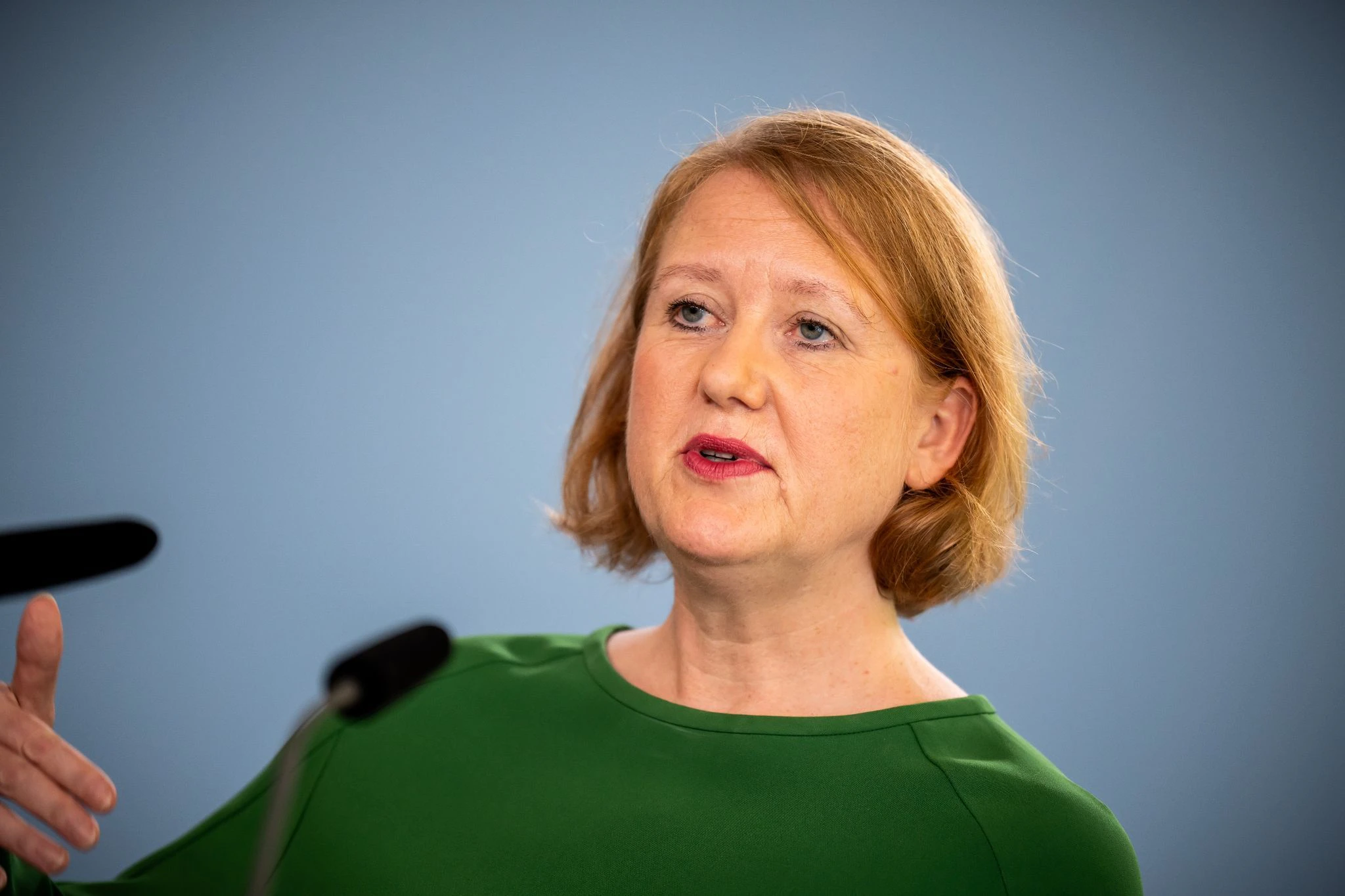 ARCHIV - 5000 Stellen zur Abwicklung der Kindergrundsicherung geplant: «Das zusätzliche Personal bedeutet eine Bürokratieentlastung für die Bürger», bekräftigt Bundesfamilienministerin Lisa Paus.  