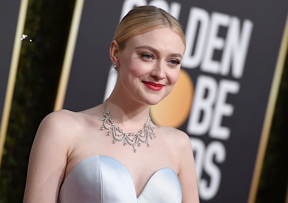 ARCHIV - Dakota Fanning schon als Kind neben Stars wie Tom Cruise und Sean Penn vor der Kamera.  