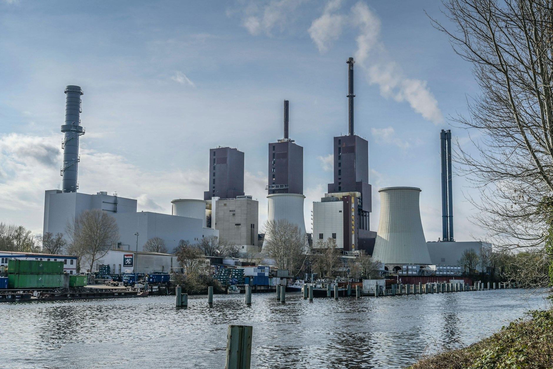 Ein Heizkraftwerk in Berlin-Lichterfelde. 