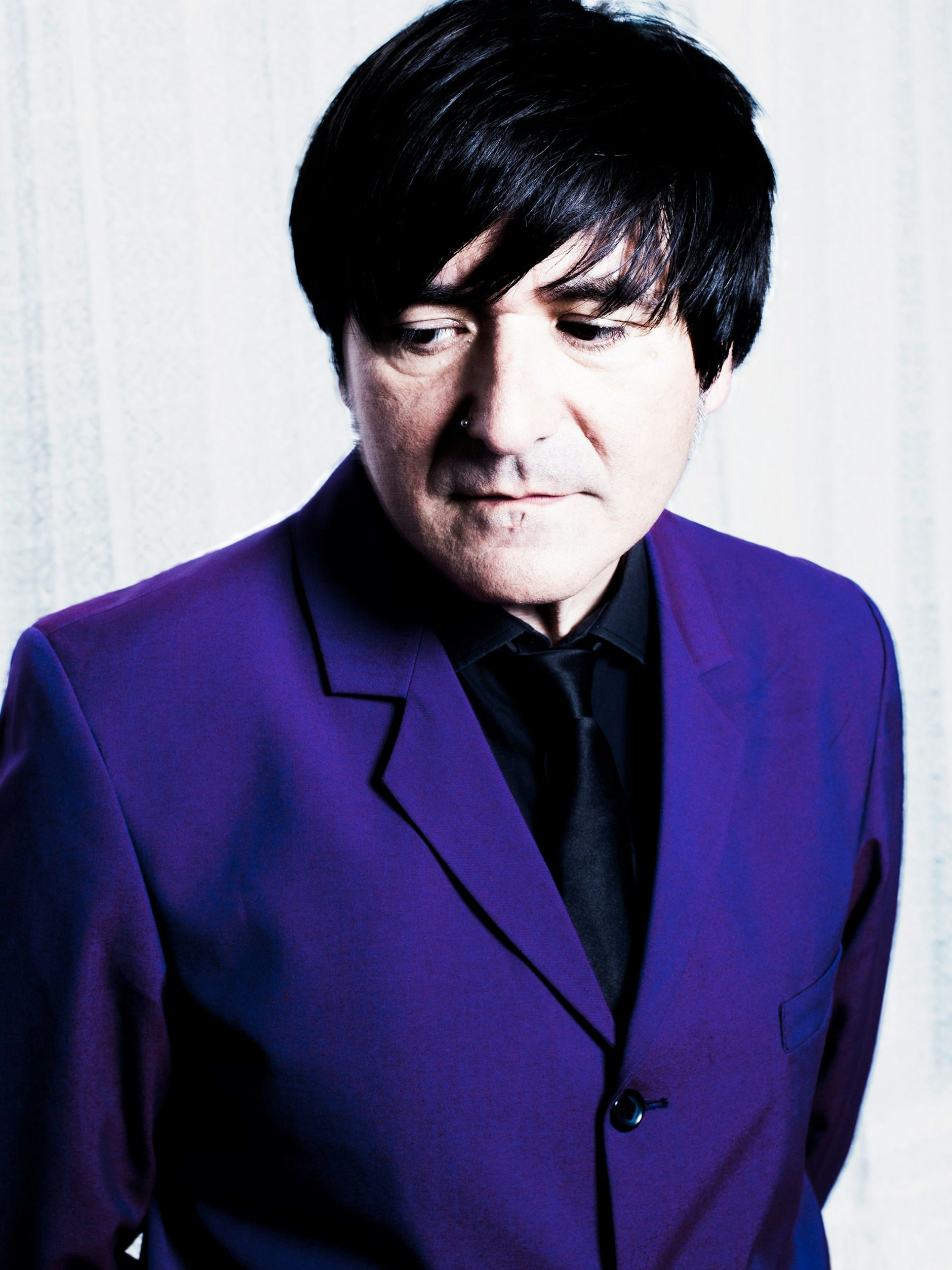 Rodrigo „Rod“ Andrés González Espindola, 1968 im chilenischen Valparaiso geboren, gehört seit der Wiedervereinigung der Ärzte 1993 als Bassist zur Band.