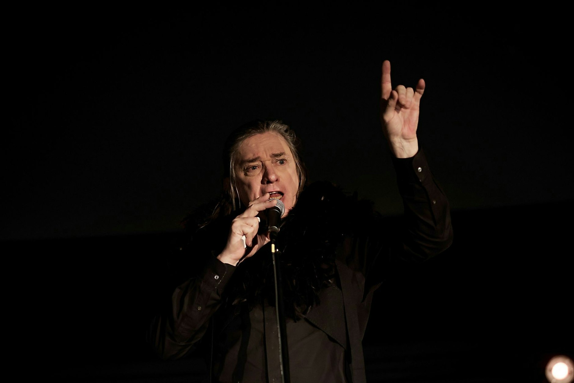 ARCHIV - Der Musiker Blixa Bargeld tritt bei der «Space Oddity: A Tribute to David Bowie» im Zeiss Großplanetarium auf.  