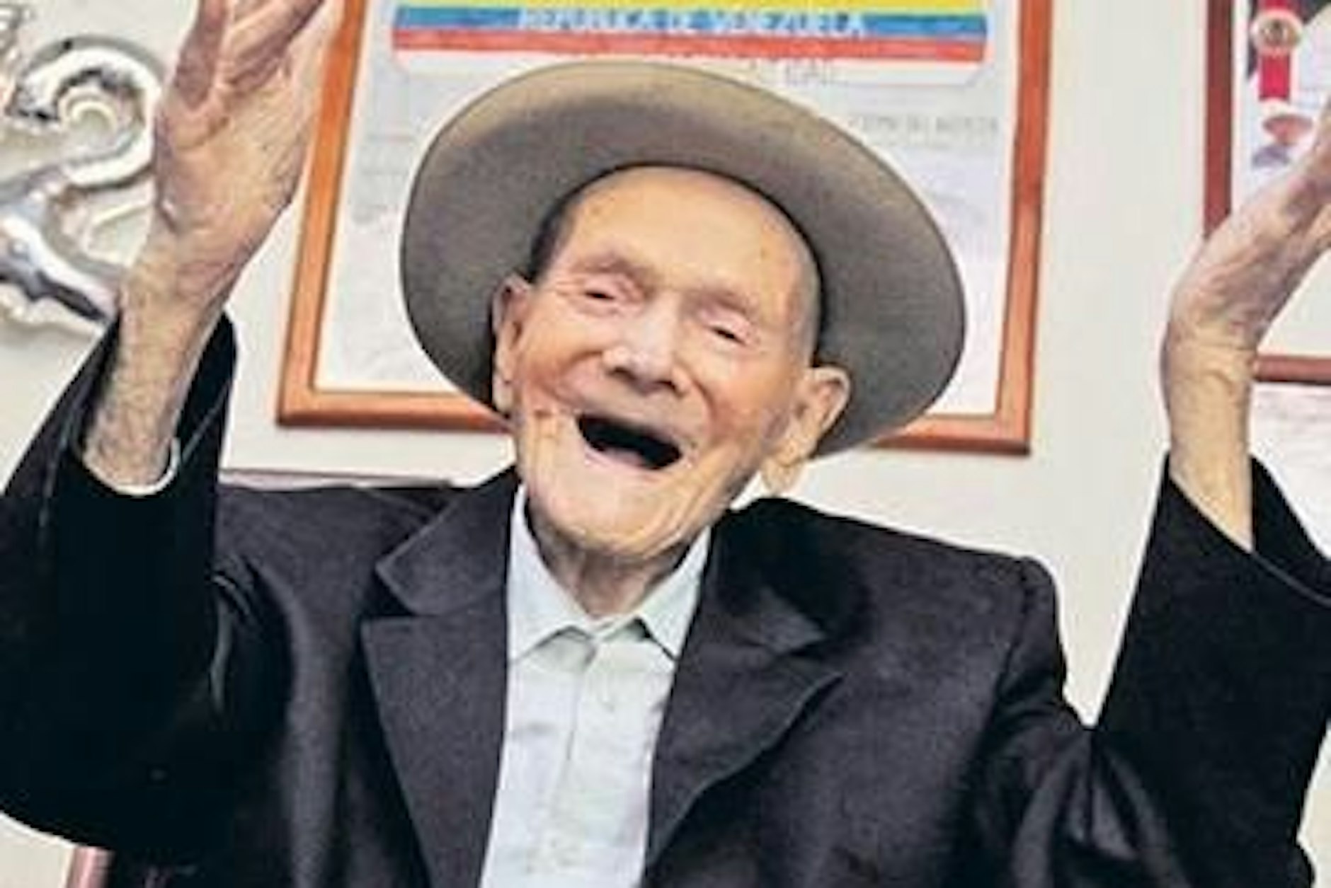 In Venezuela ist ein 114-Jähriger gestorben, der seit 2022 als ältester Mann der Welt galt. Juan Vicente Pérez Mora hinterlässt eine reiche Nachkommenschaft.