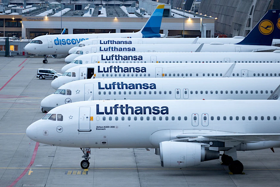 ARCHIV - Die Tarifverhandlungen für das Kabinenpersonal der Lufthansa wurden fortgesetzt.  