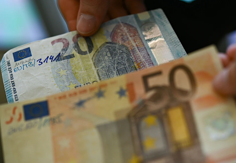 Gefälschte 20-Euro- und 50-Euro-Geldscheine