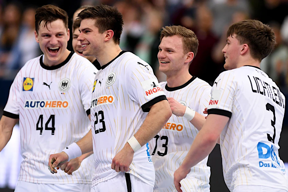 ARCHIV - Das DHB-Team trifft in der Qualifikation für die EM 2026 auf Österreich, die Schweiz und die Türkei.  