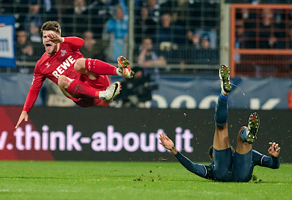 ARCHIV - Der VfL Bochum und der 1. FC Köln treffen im Abstiegskampf aufeinander.  