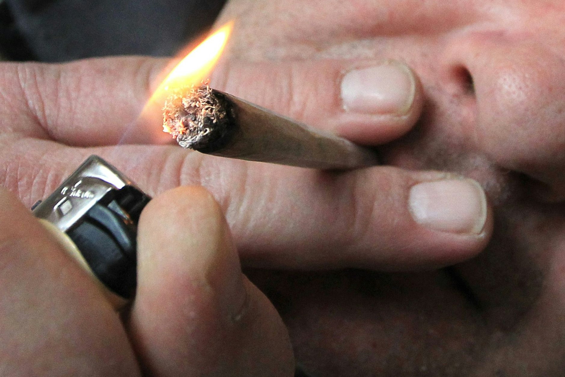Seit dem 1. April darf legal gekifft werden - es gelten aber verschiedene Einschränkungen.
