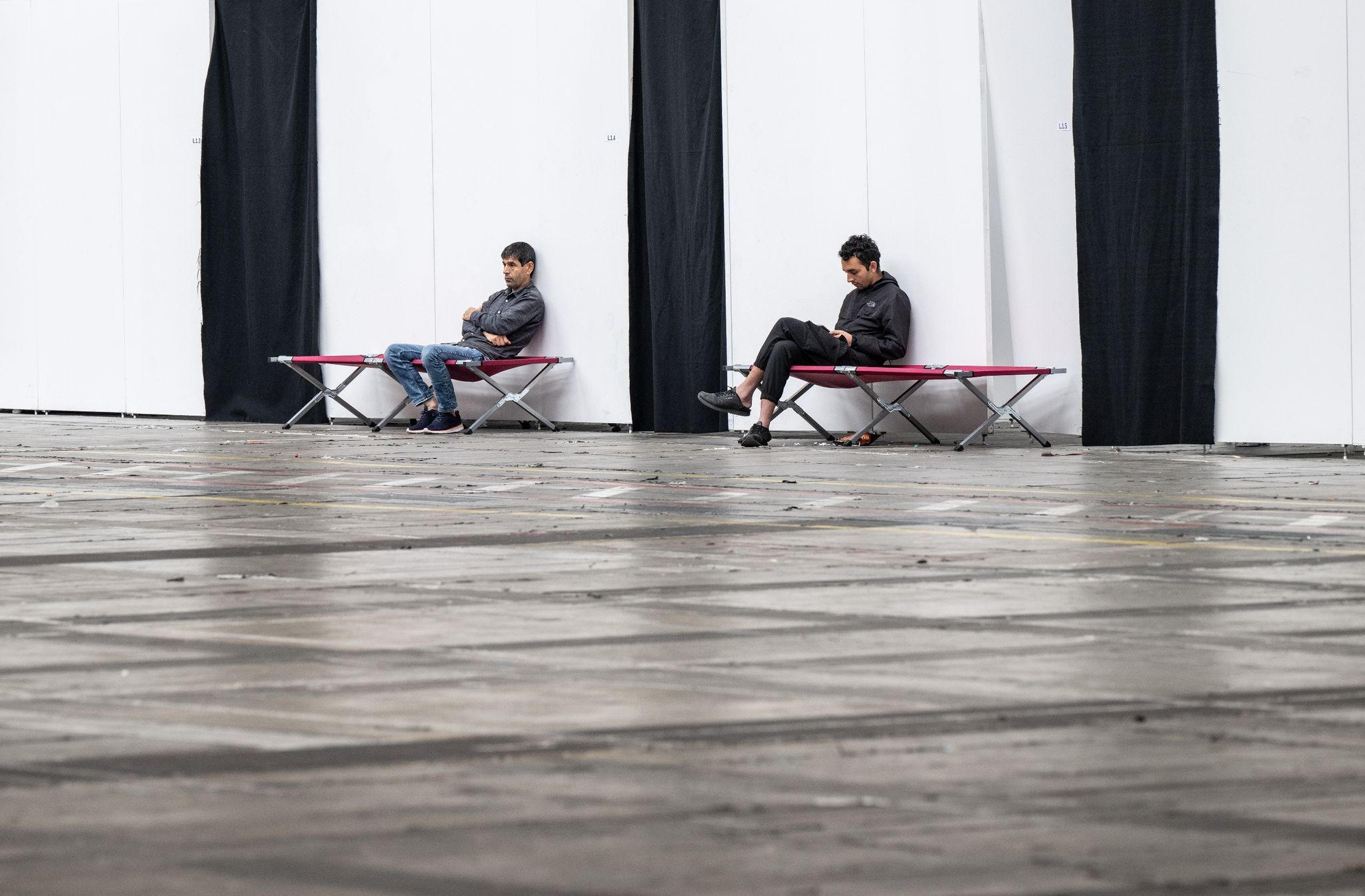 Minderjährige Flüchtlinge: So viele machen sich jünger, als sie sind – und bleiben in Berlin