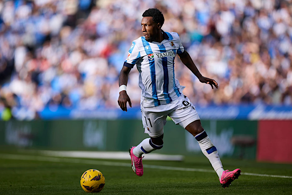 Sheraldo Becker kommt bei Real Sociedad noch nicht richtig in Tritt.