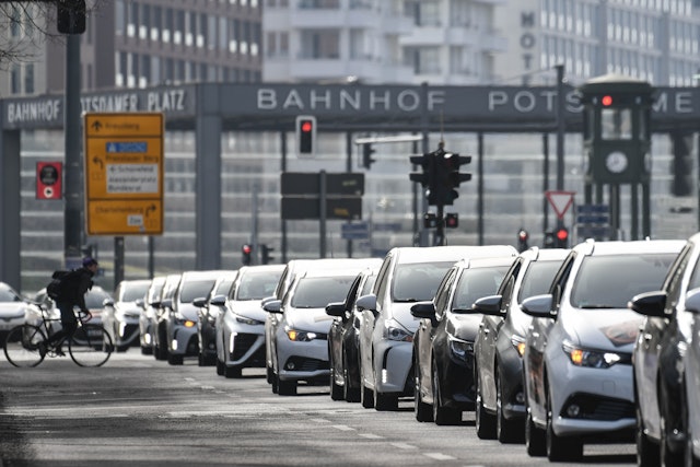Mindesttarife für Uber, Bolt & Co.: Warum in Berlin die Fahrpreise ...