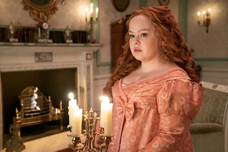 Nicola Coughlan spielt Penelope Featherington, die Heldin der 3. Staffel in „Bridgerton“.