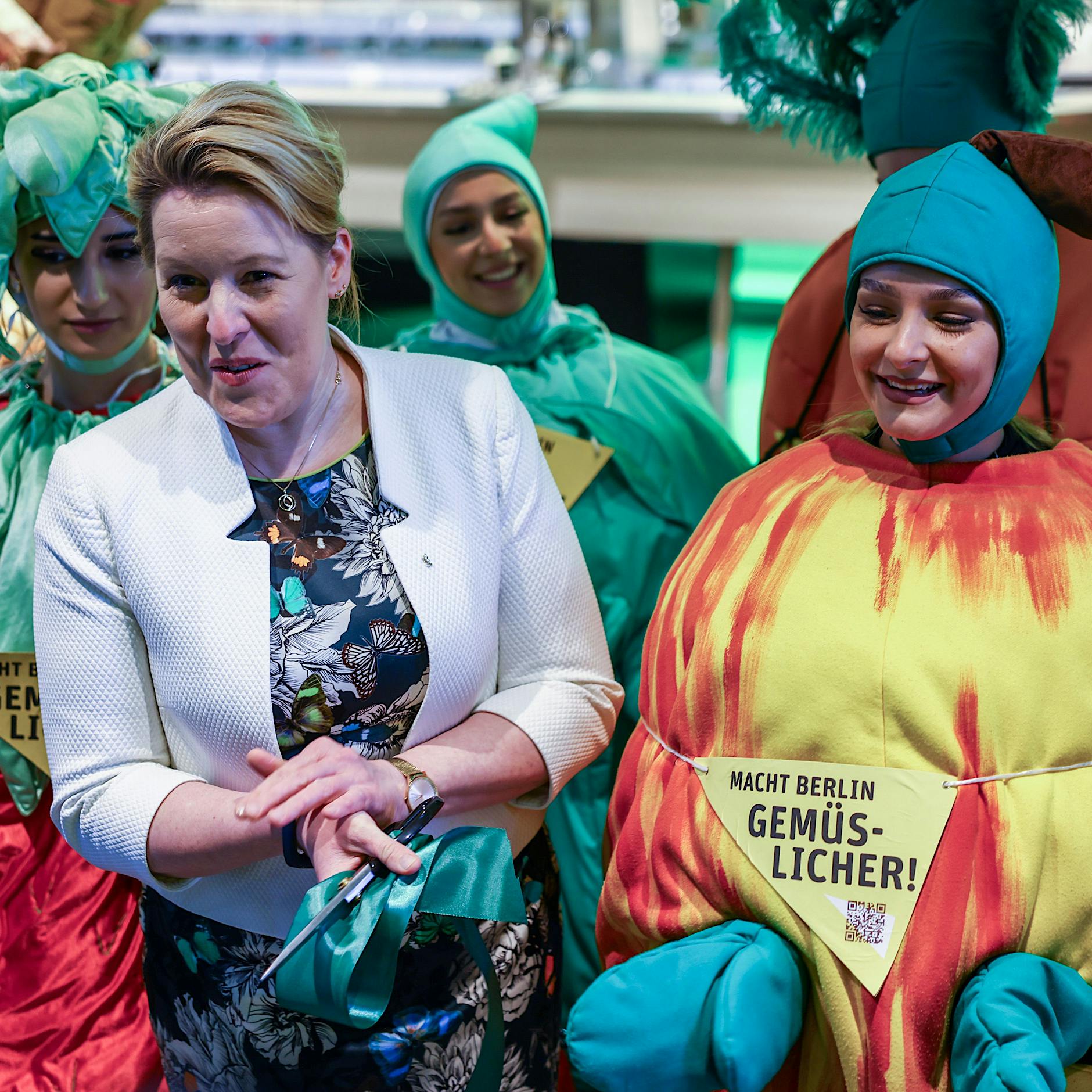 Alles vegan! Erster Rewe-Markt ohne tierische Produkte eröffnet in Berlin