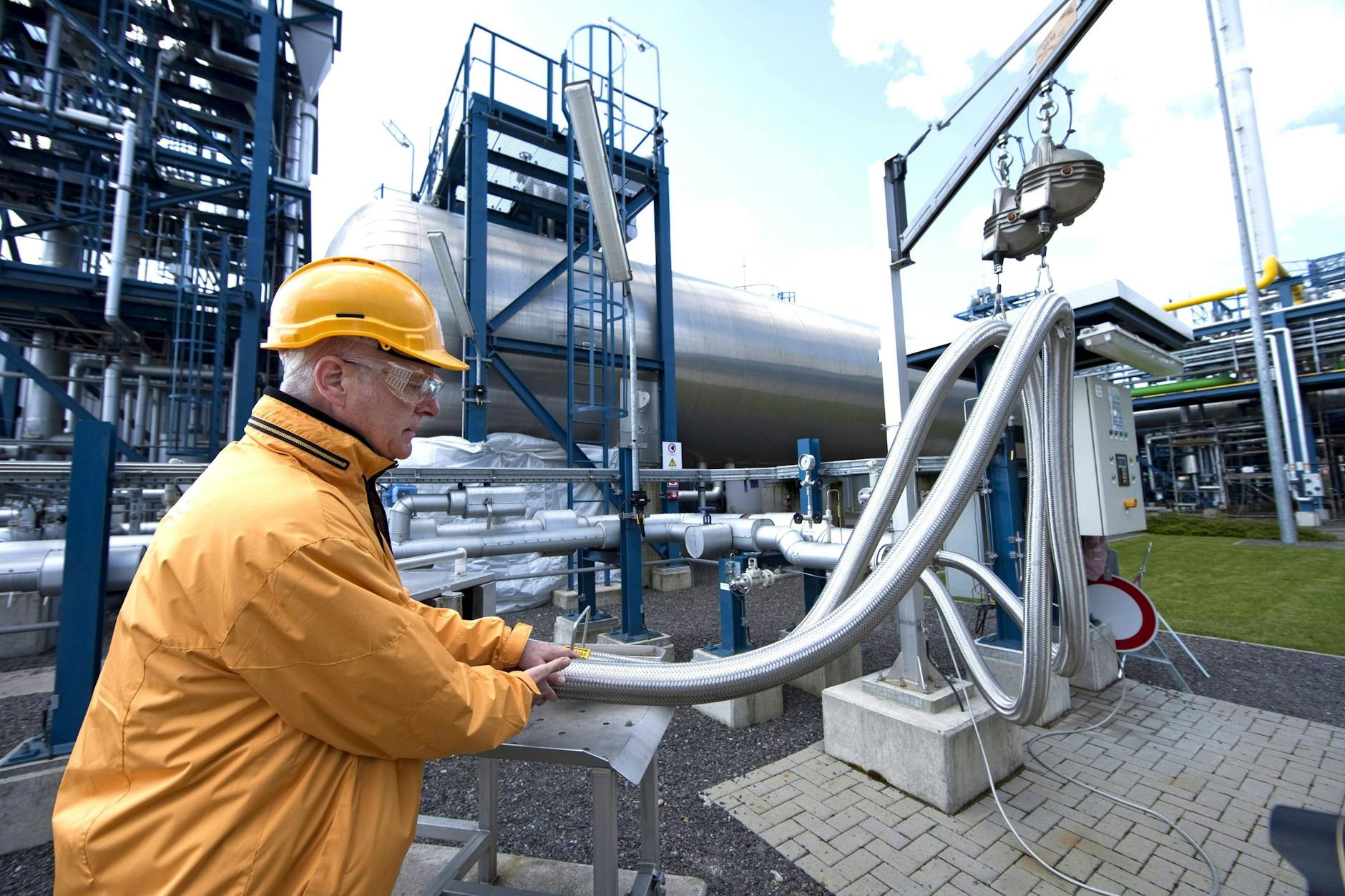 Pilotanlage zur Erprobung eines alternativen Verfahrens zur Rauchgaswäsche und CO₂-Reinigung auf dem Gelände des Vattenfall-Kraftwerks Schwarze Pumpe bei Spremberg 