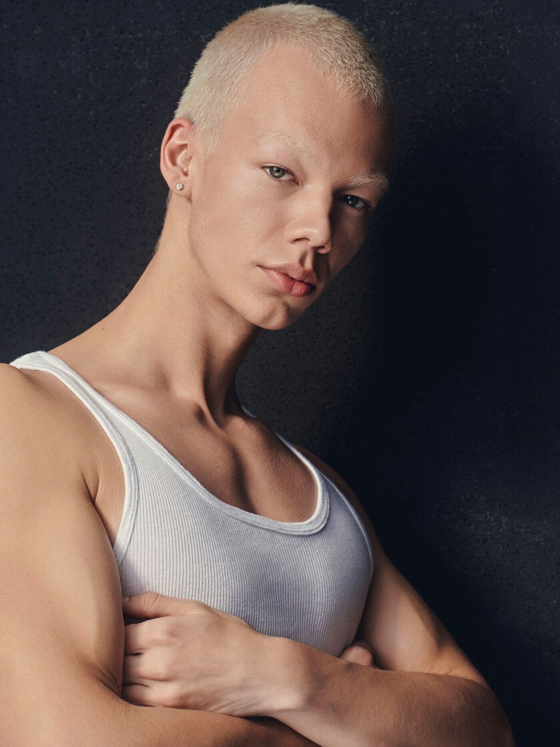 Jetzt will Max Uhrmacher als Model durchstarten.