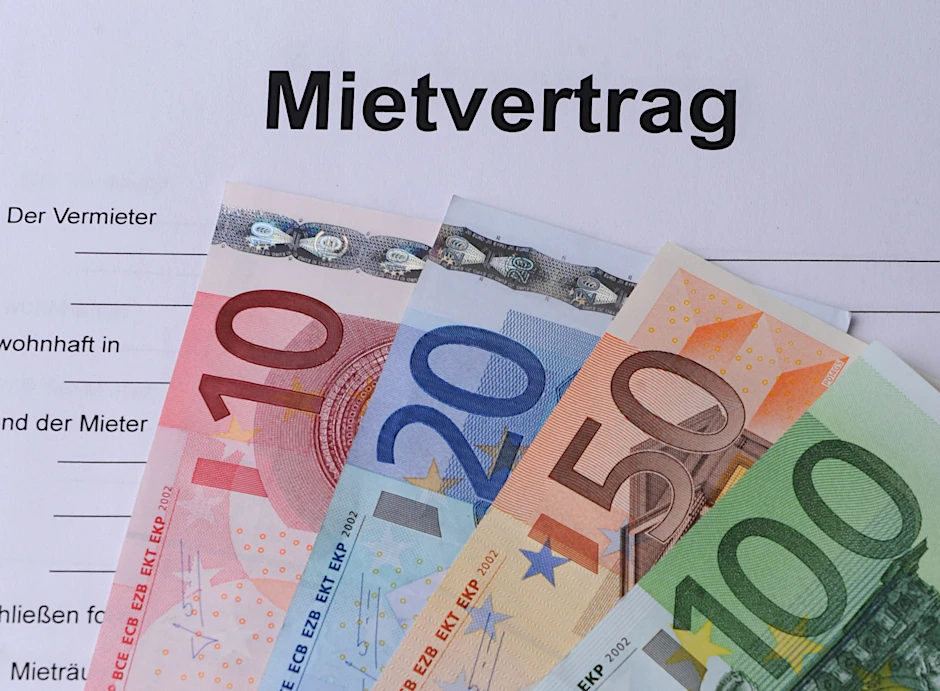 ARCHIV - Die Bremse gilt seit 2015 und begrenzt Mietpreissteigerungen bei Neuverträgen.  