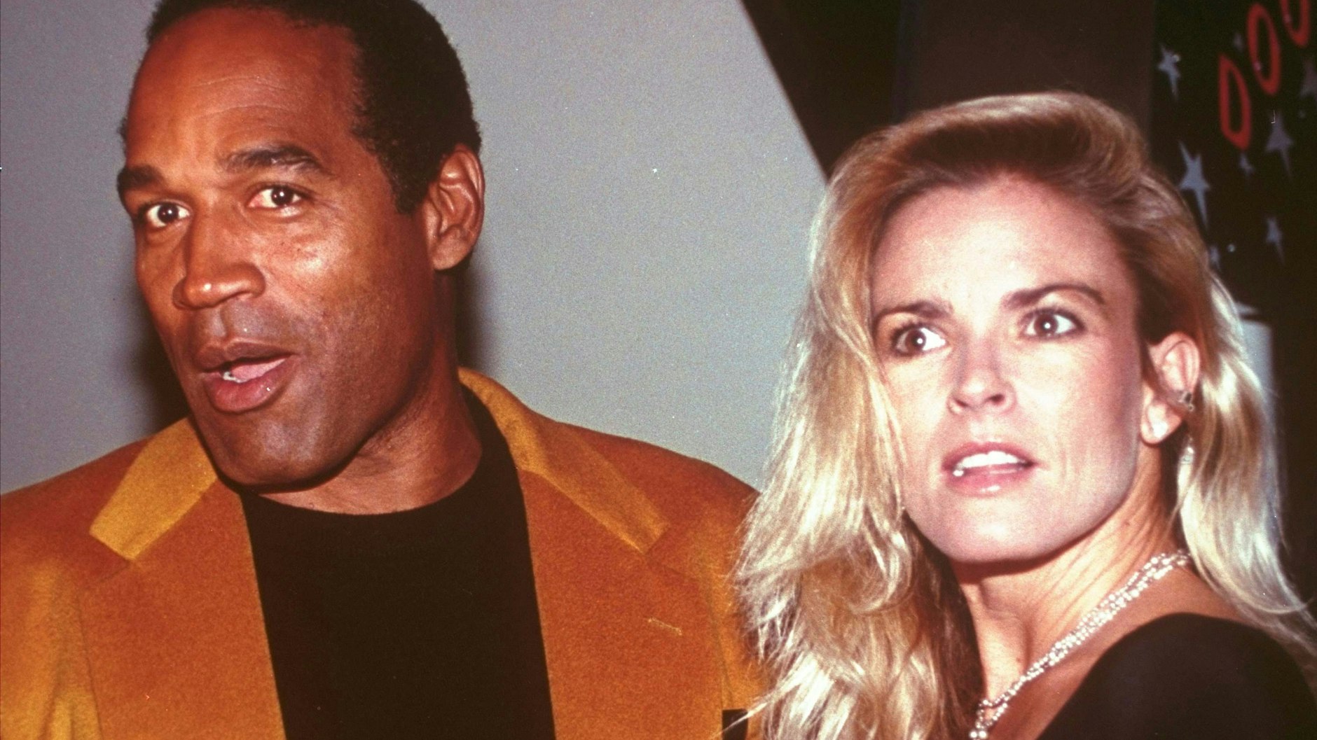 Vom Mord-Vorwurf freigesprochen: O.J. Simpson und seine Frau Nicole Brown Simpson 1993 in New York.