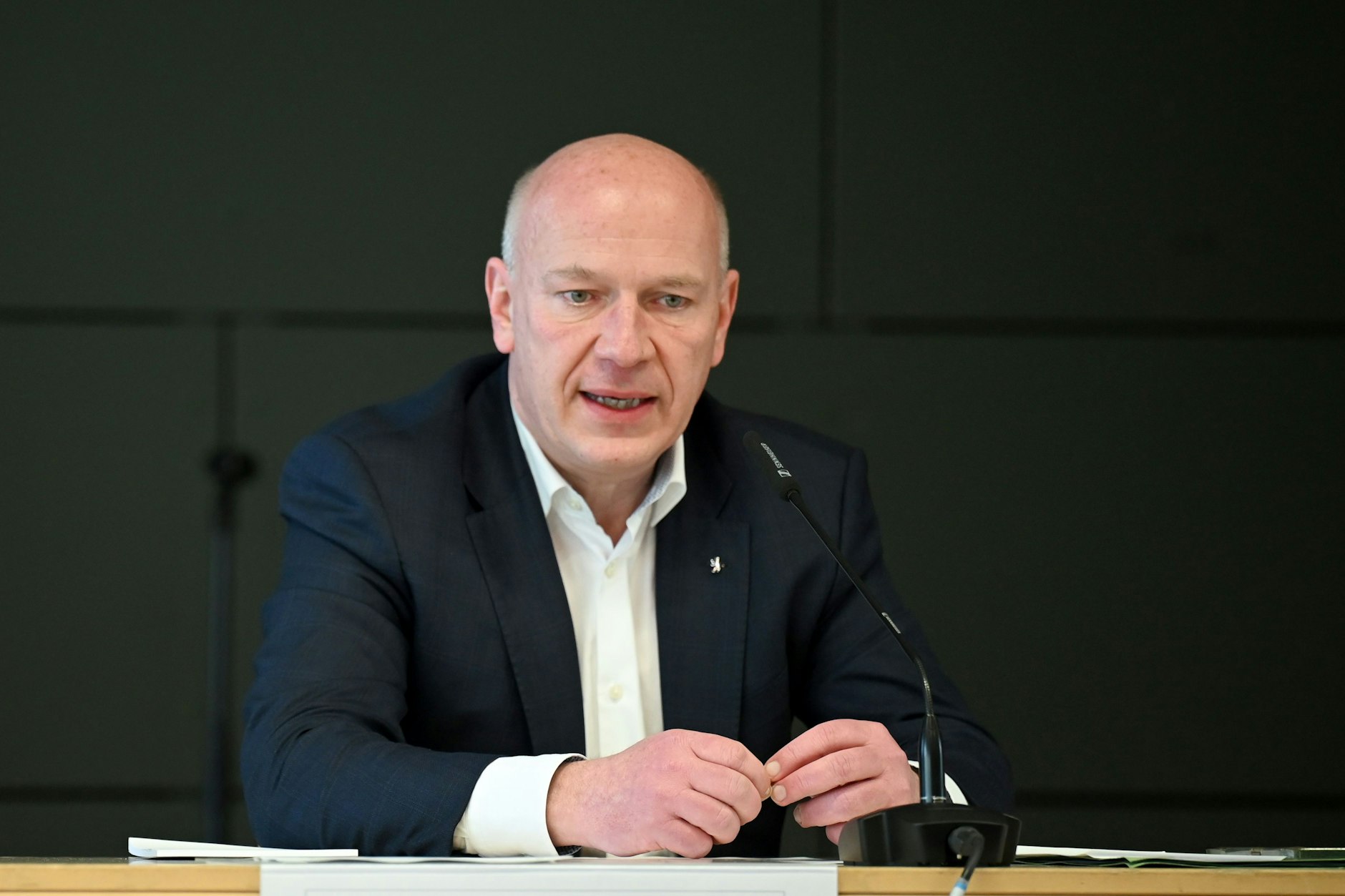Warnung vor "Palästina-Kongress": Berlins Bürgermeister Kai Wegner (CDU) bei einer Pressekonferenz.