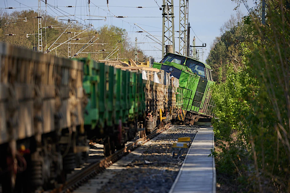 Eine Rangierlok ist in Birkenwerder entgleist.&nbsp;&nbsp;