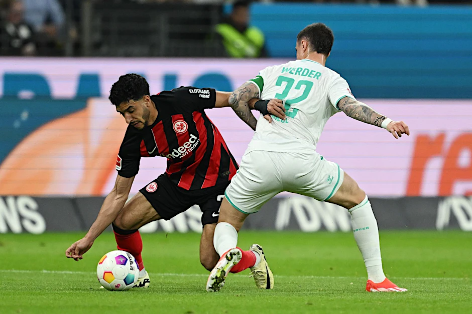 Eintracht Frankfurt und Werder Bremen trennten sich in einer kampfbetonten Partie unentschieden.  