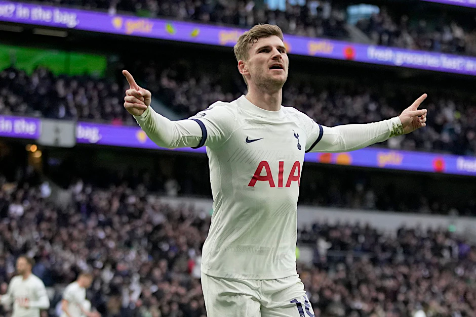 ARCHIV - Timo Werner von Tottenham Hotspur jubelt nach einem Treffer. Bisher erzielte Werner zwei Tore im Spurs-Trikot.  