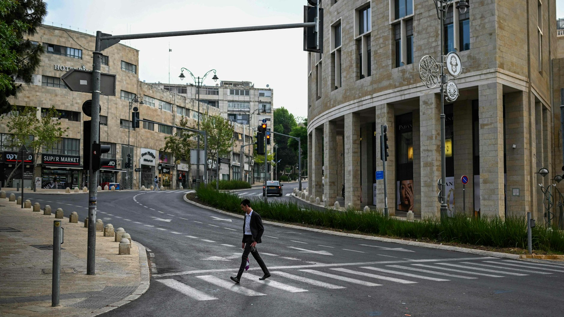 Auch in Jerusalem gehen die Menschen kaum noch auf die Straße. 