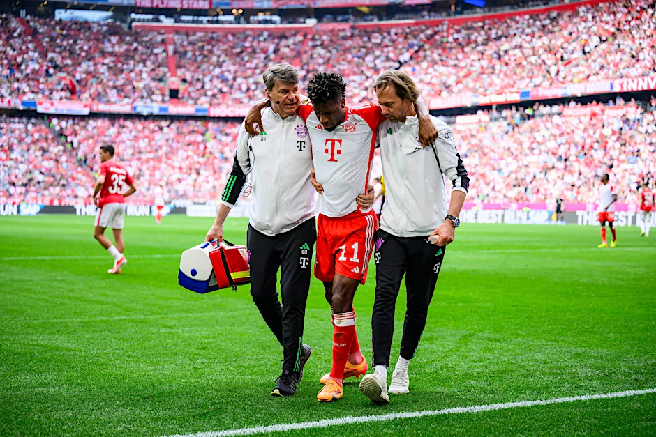 Bayerns Kingsley Coman musste im Spiel gegen Köln verletzt ausgewechselt werden.  