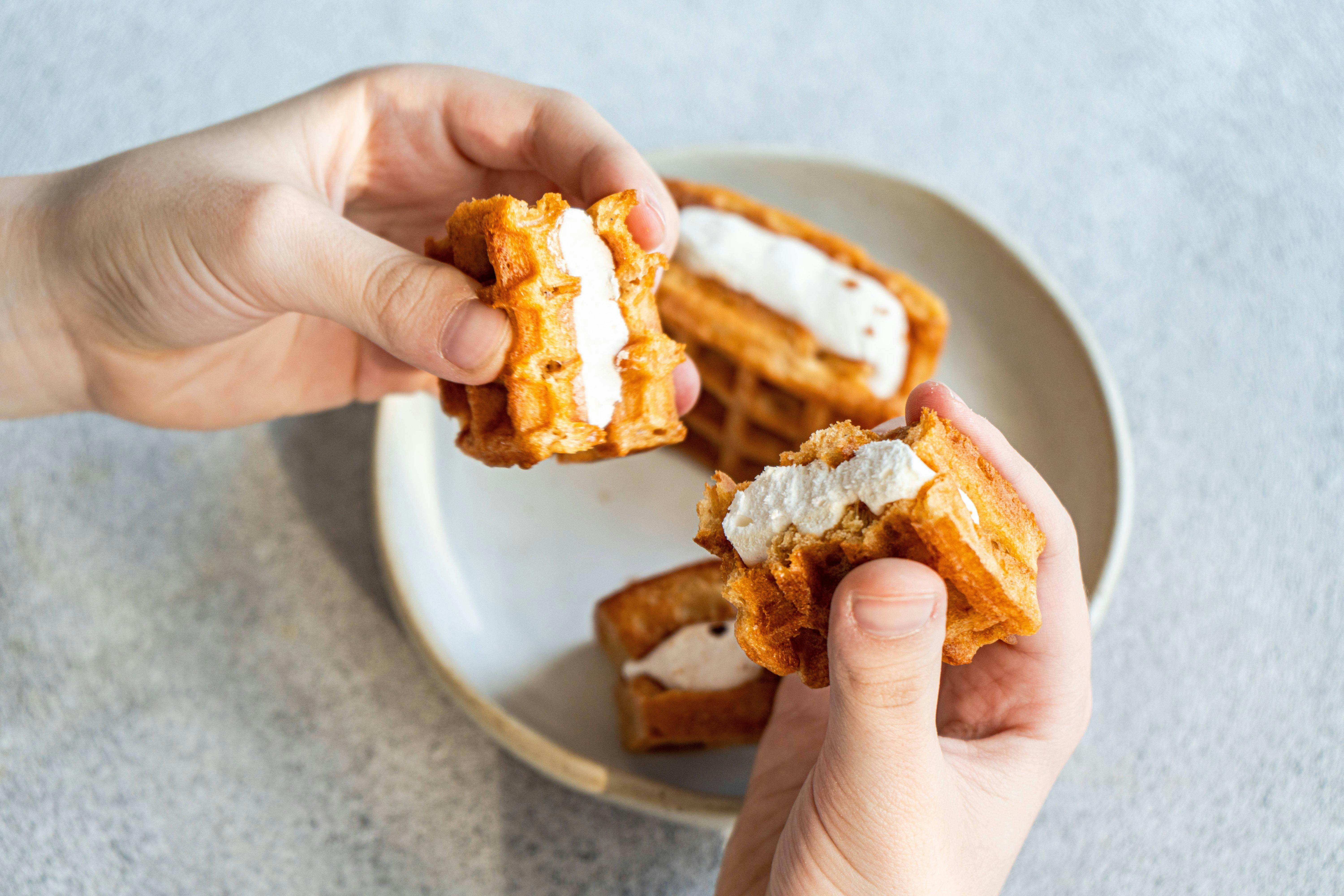Rezept für Waffeln: Mit cremiger Marshmallow-Füllung sind sie genial