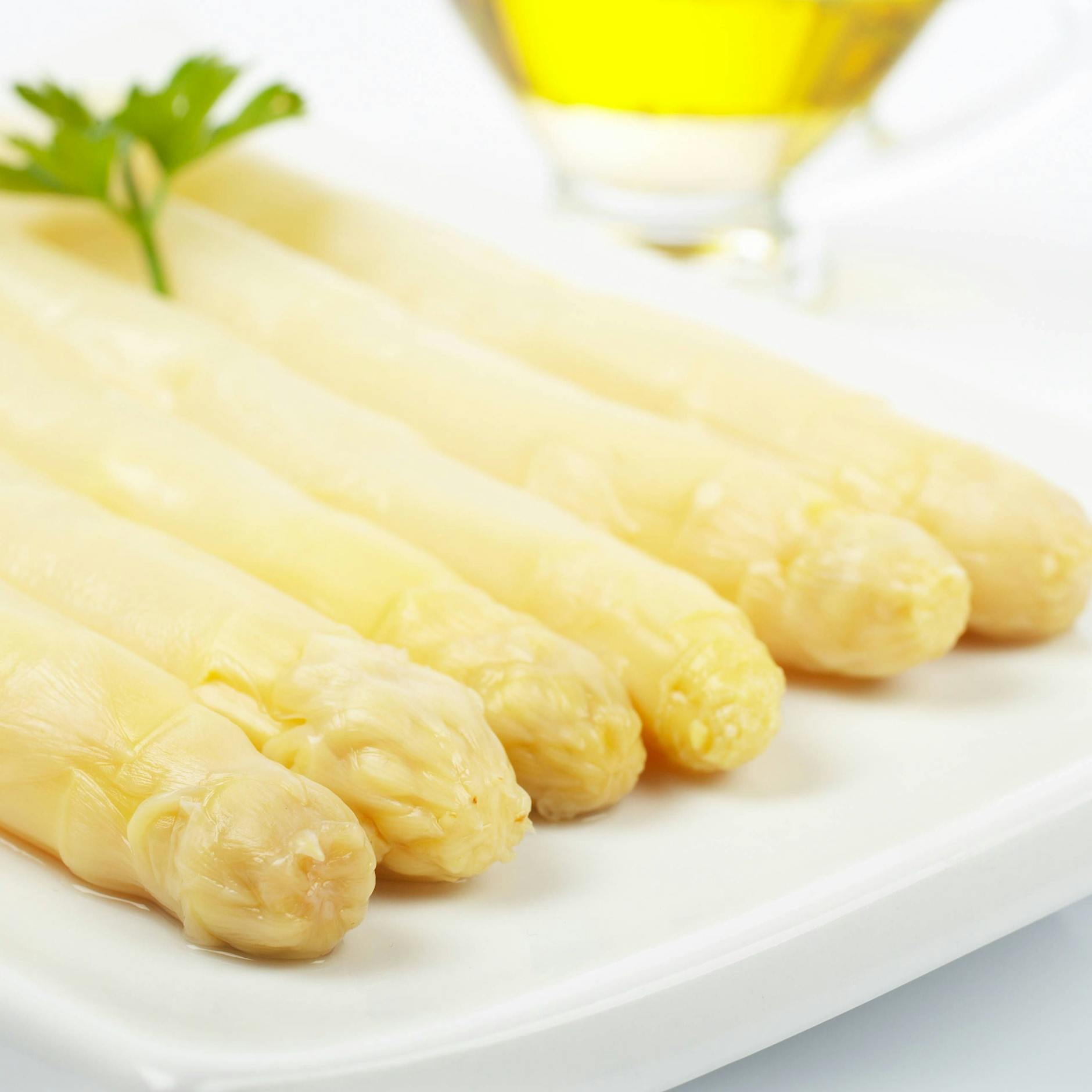 Geniales Rezept für Spargel aus der Heißluftfritteuse: Unwiderstehlich!