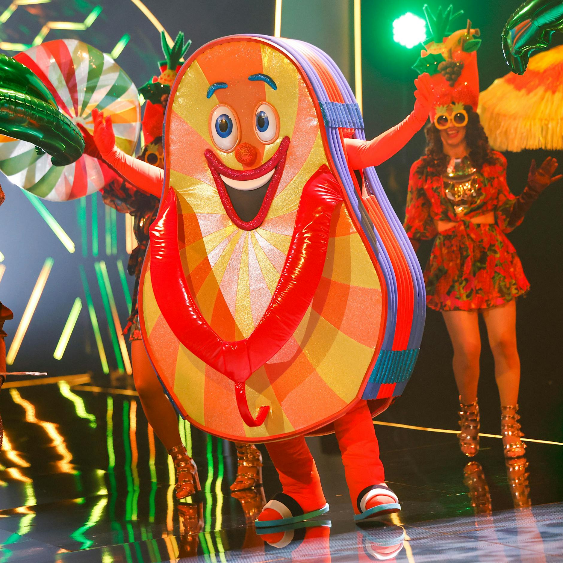 Krasses Detail bei „Masked Singer“: Flip Flop enttarnt? Schauen Sie GENAU hin!