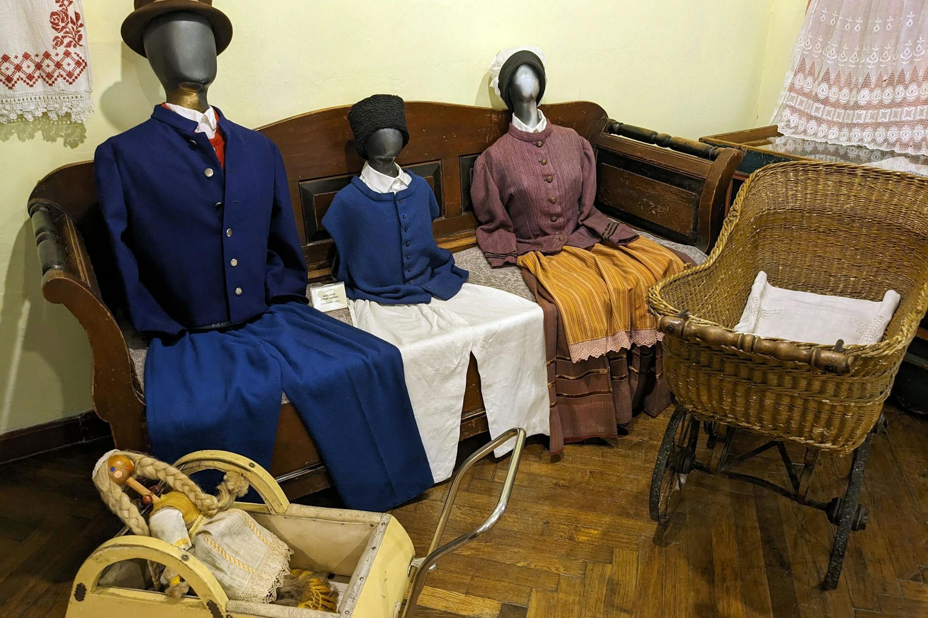 Stroje tradycyjne w Muzeum Historii Lokalnej w Szczytnie