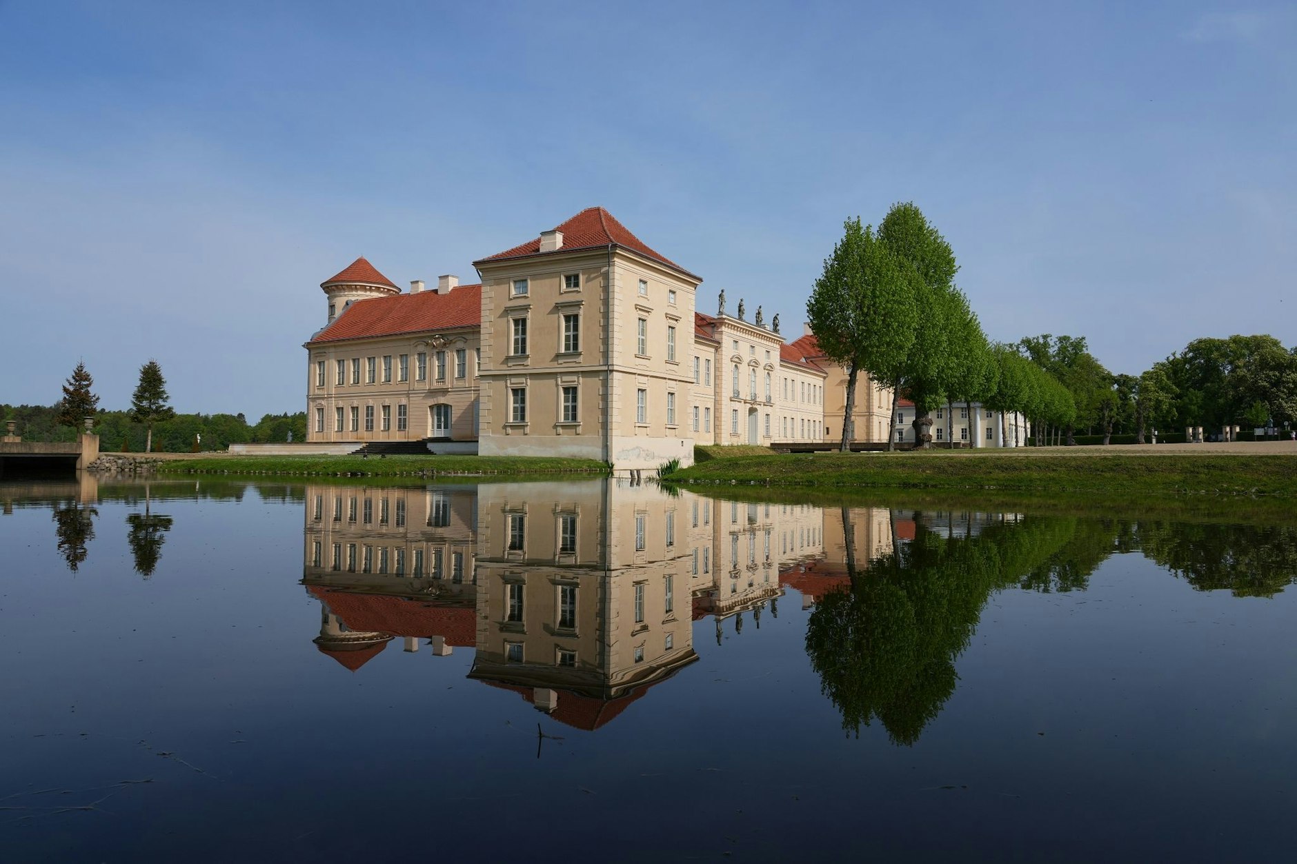 Idylle mit Literaturmuseum: das Rheinsberger Schloss
