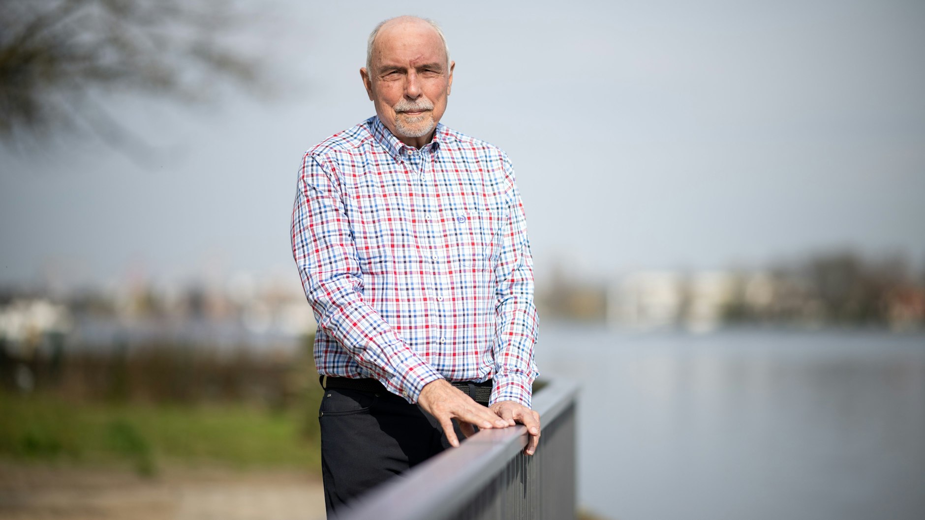 Martin Textor, ehemaliger Kommissar der Berliner Polizei, war auch für die Festnahme des Kaufhauserpresser Arno Funke alias "Dagobert" vor 30 Jahren verantwortlich. 