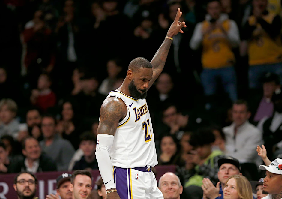 dpatopbilder - Erzielte bislang 40.474 Punkte in Hauptrunden-Partien in seiner NBA-Karriere: LeBron James.  