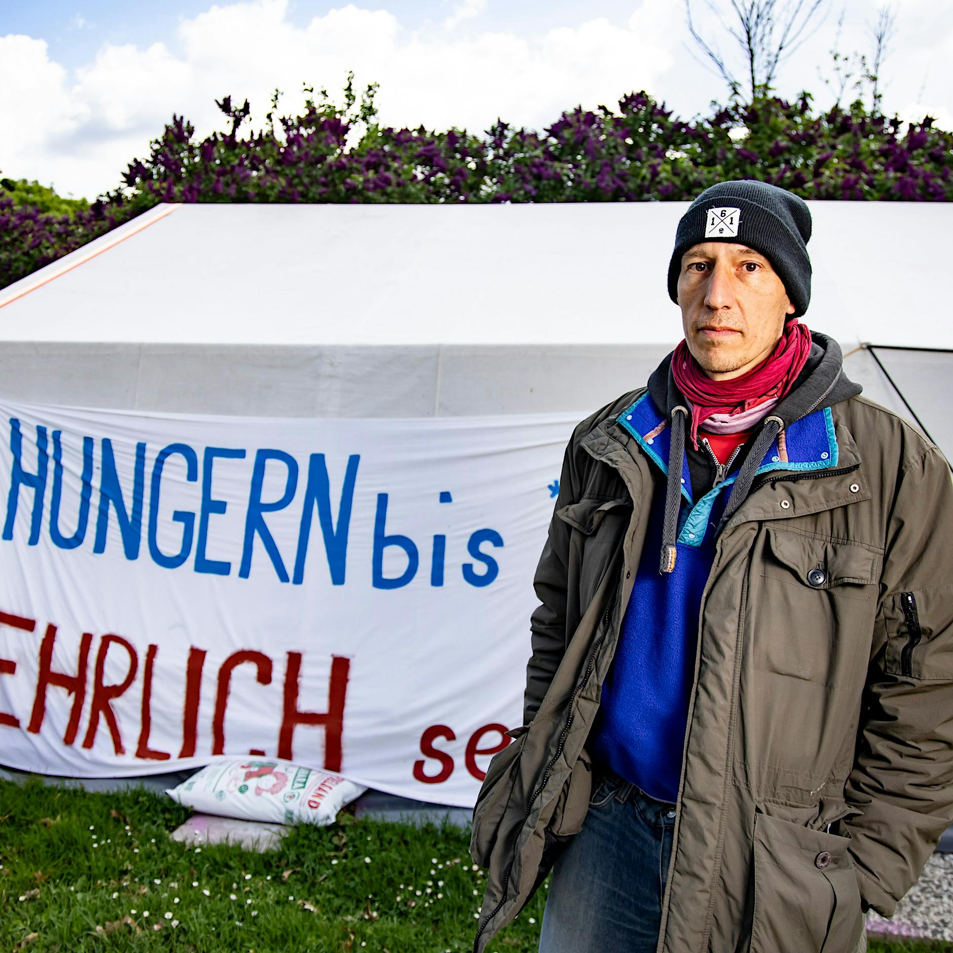 Hungerstreik fürs Klima in Berlin: „Olaf Scholz will mich verrecken lassen“
