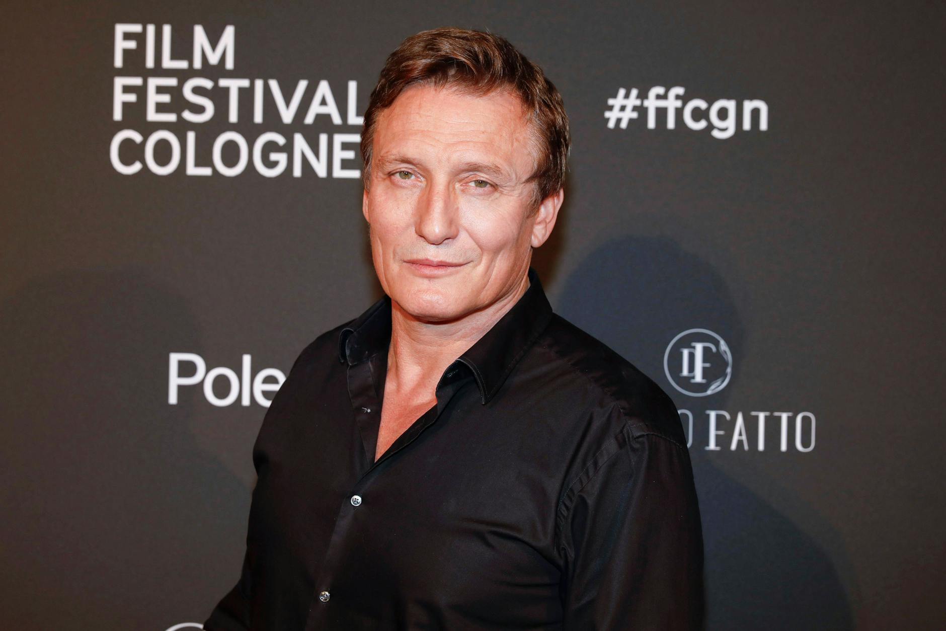 Oliver Masucci brachte Til Schweiger ins Krankenhaus.
