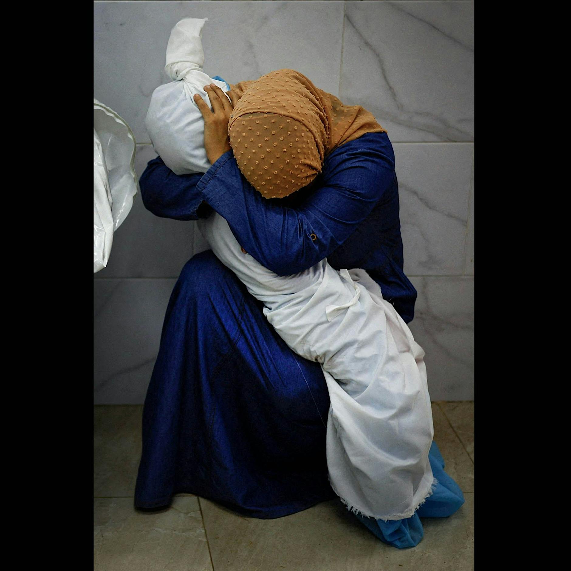 World Press Photo 2024: Totes Kind in den Armen seiner Tante – eine Pietà aus Gaza