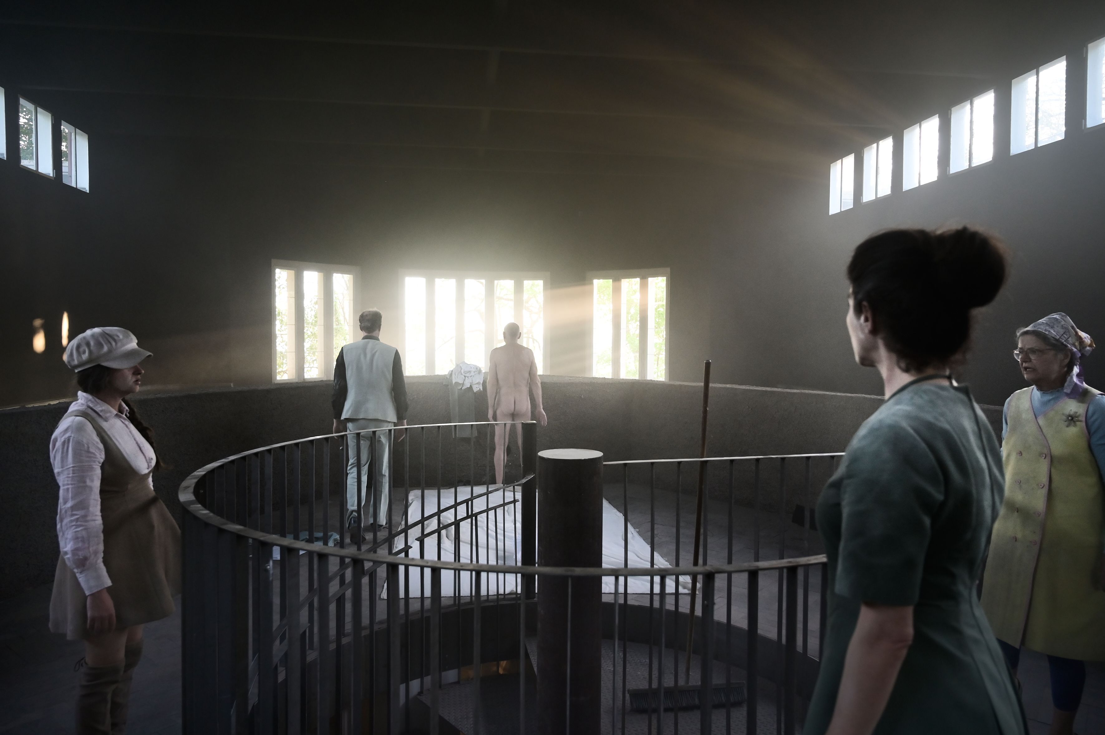 Image - Wie ist die 60. Biennale von Venedig? Totentanz und Weltall im deutschen Pavillon