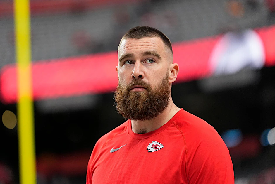 ARCHIV - Der Football-Star Travis Kelce hat einen neuen Job (Archivbild).  