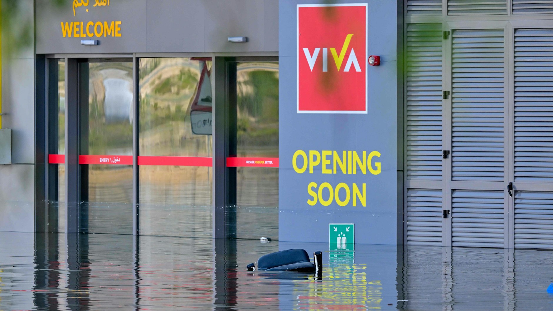 Viele Geschäfte und ganze Einkaufszentren in Dubai wurden überflutet.
