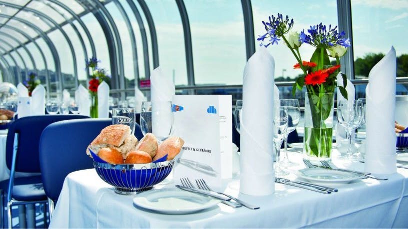 Freie Sicht auf den Himmel und das Buffet ...