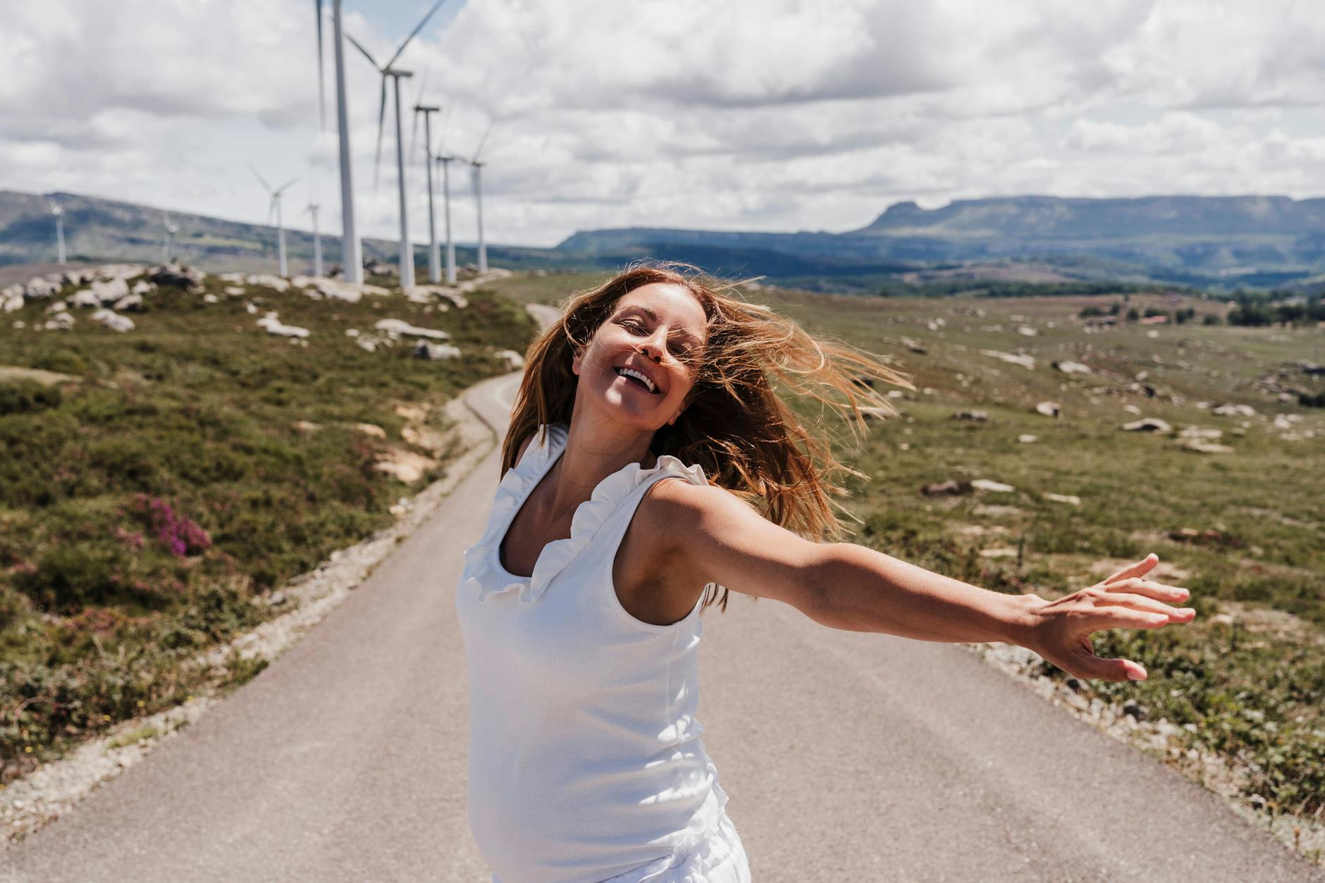 Umarmen Sie das Leben und lassen Sie sich von einem Blick ins Horoskop für heute leiten.