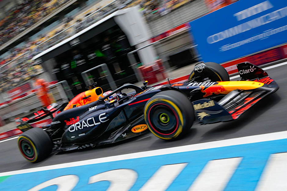 Red-Bull-Pilot Max Verstappen verpasste im Training und der Sprint-Quali in Shanghai die schnellste Runde.  